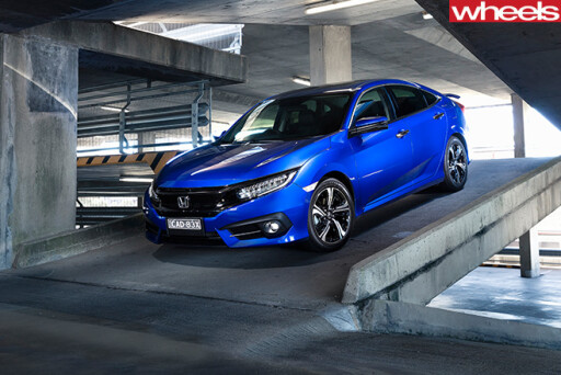 2016-Honda -Civic -RS-side -front
