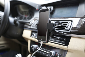 Mobile phone holder in car