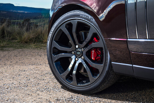 2018 Range Rover SV Autobiography wheel.jpg