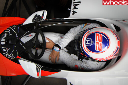 Driver -sitting -in -F1-Car -Goodwood -festival -of -speed