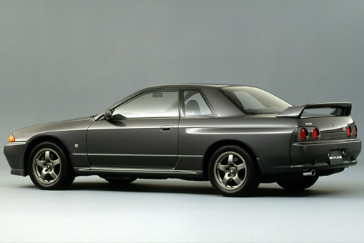 Nissan-Skyline-GT-R-R32-1991