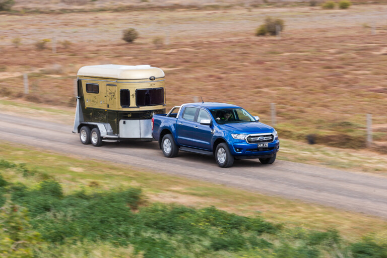 2018 Ford Ranger towing horse float