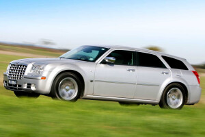 Chrysler 300C Touring review