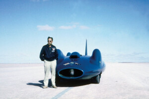 Donald Campbell standing with Bluebird