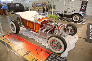 Ford T bucket Tequila Sunrise
