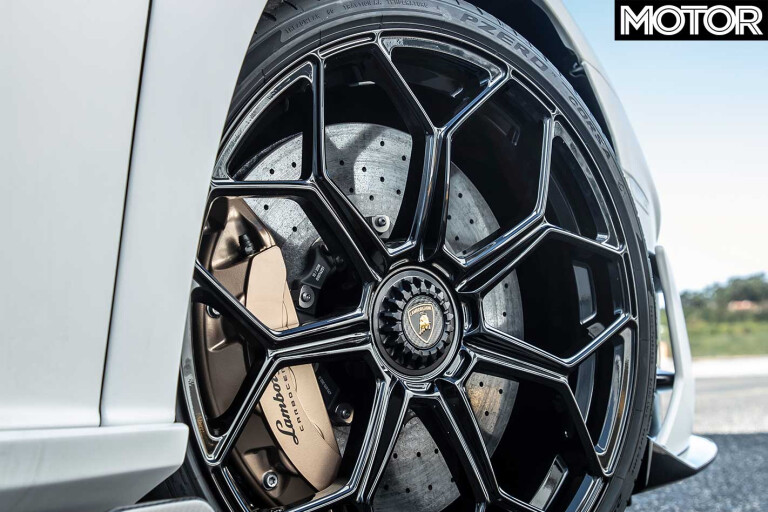 2018 Lamborghini Aventador SVJ Wheel P Zero Corsa Tyres Jpg