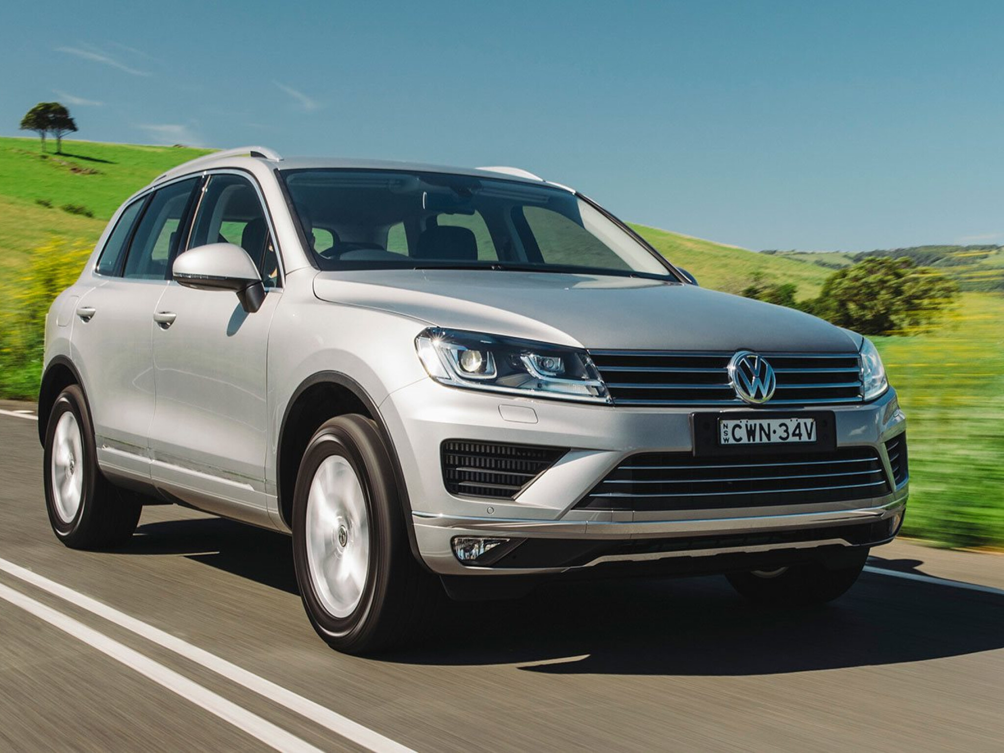 Volkswagen Touareg 2018 Review, Price & Features