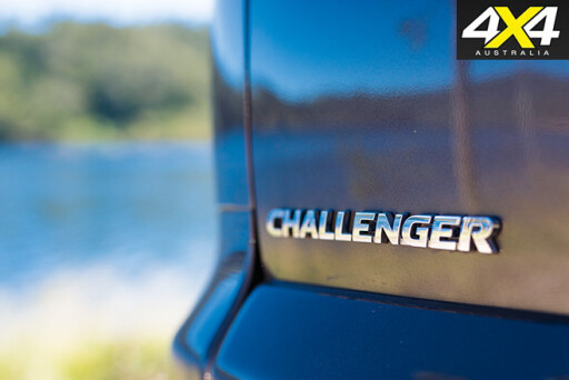 Mitsubishi Challenger badge