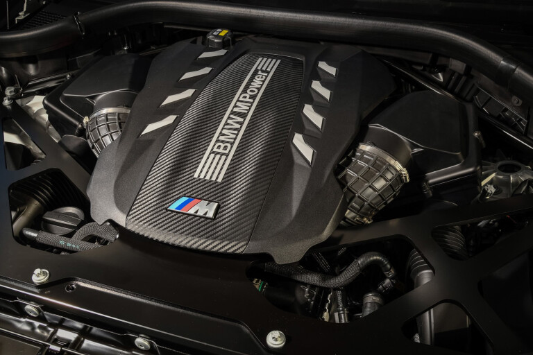 BMW V8 engine