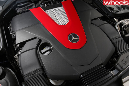 Mercedes -AMG-C43-engine