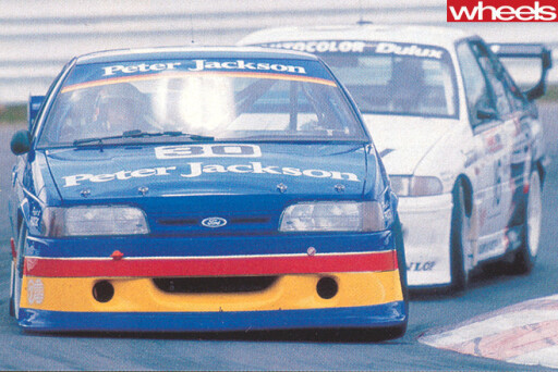 Bathurst 1992 Nissan -Skyline -GT-R-cars -driving