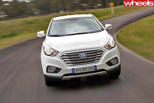 Hyundai -ix 35-hydrogen -fuel -cell -front -on