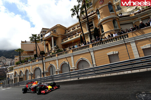 Daniel -Ricciardo -racing -Monaco