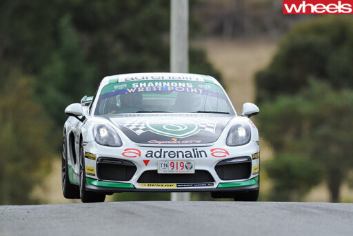 White -Porsche -911-Targa -Tasmania -driving