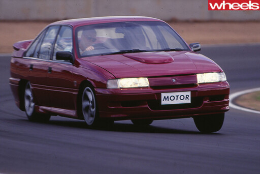 Holden -Commodore -VN-Group -A-Bathurst -edition