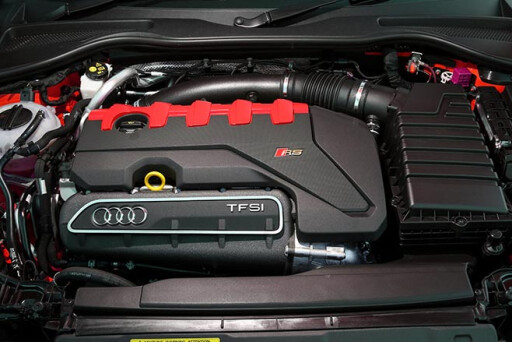 2017 Audi TT RS engine