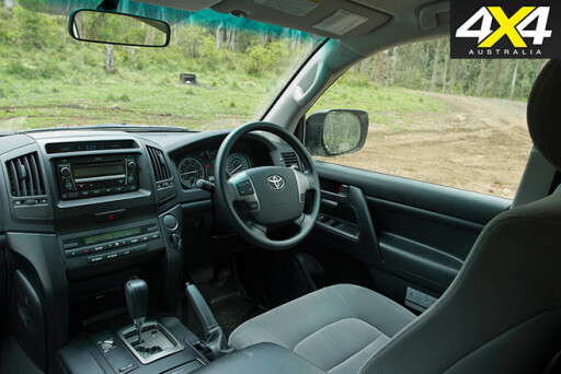 Toyota land cruiser 200-series interior