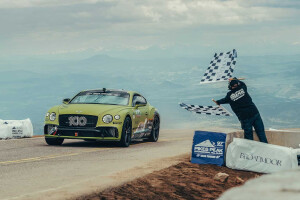 Bentley Continental GT Pikes Peak production car record