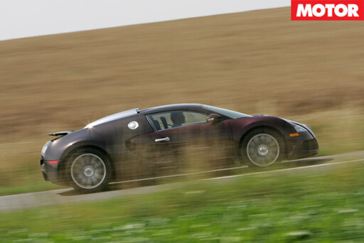 Bugatti Veyron side