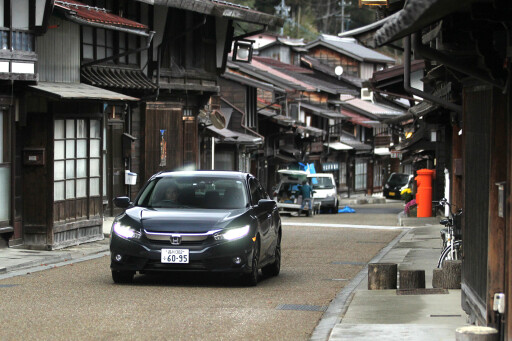 Honda Civic - how to drive in japan