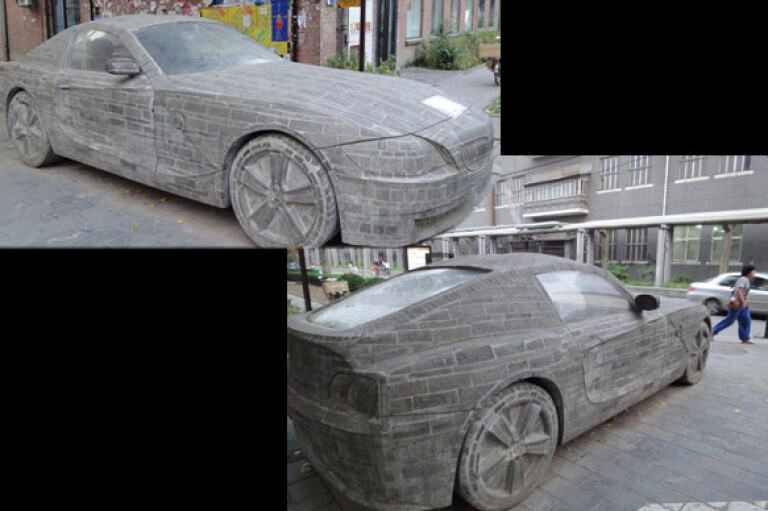 Dai Geng's BMW Z4 brick art car