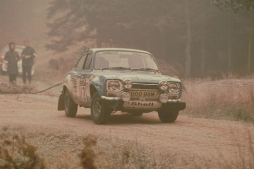 Ford -Escort -RS1600-rallying