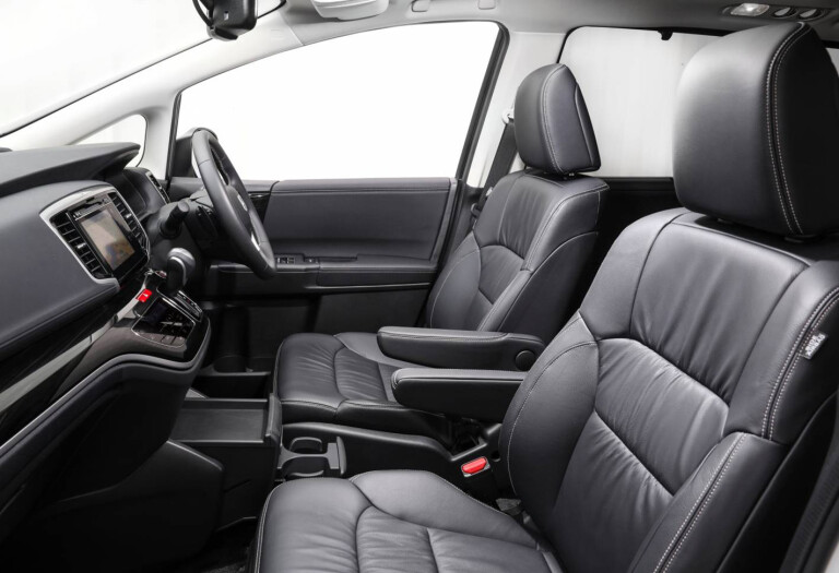 2019 Honda Odyssey Interior Frontseats Jpg