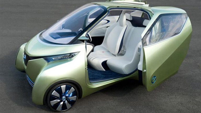 New Nissan PIVO 3 concept car of the future