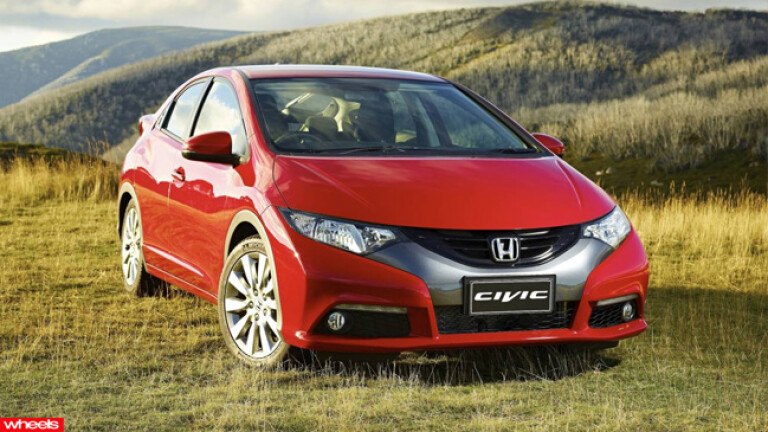 Review: 2013 Honda Civic DTi-S Diesel Hatch, Wheels magazine, new, interior, price, pictures, video