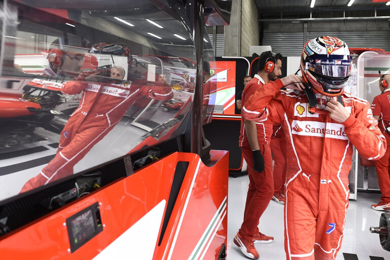 F1 Ferrari signs Kimi Raikkonen for another year_main