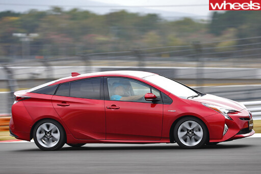Toyota -Prius -driving -side -driving