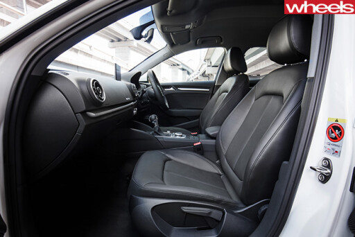 2017-Audi -A3-1L-interior
