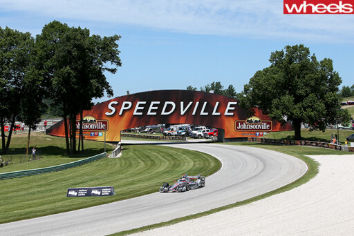America -Indy -field -racing -at -Speedville