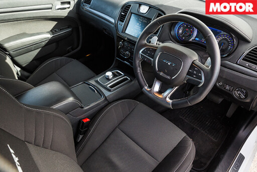 Chrysler -300-Core -interior