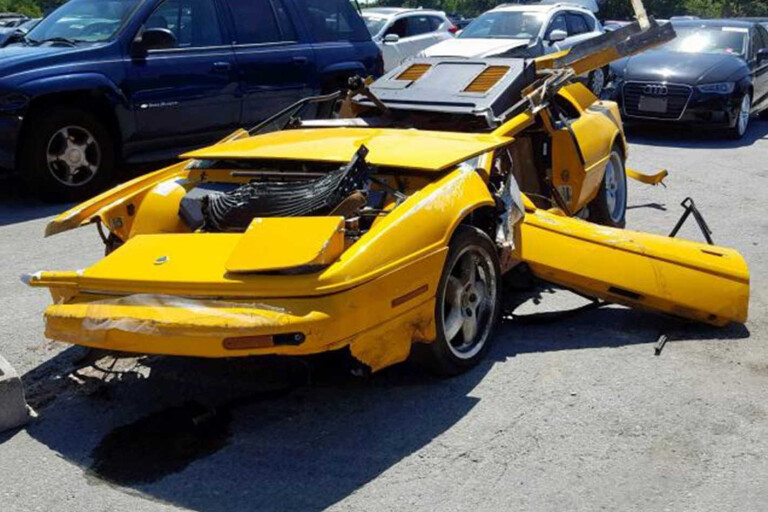 US auction salvage supercars