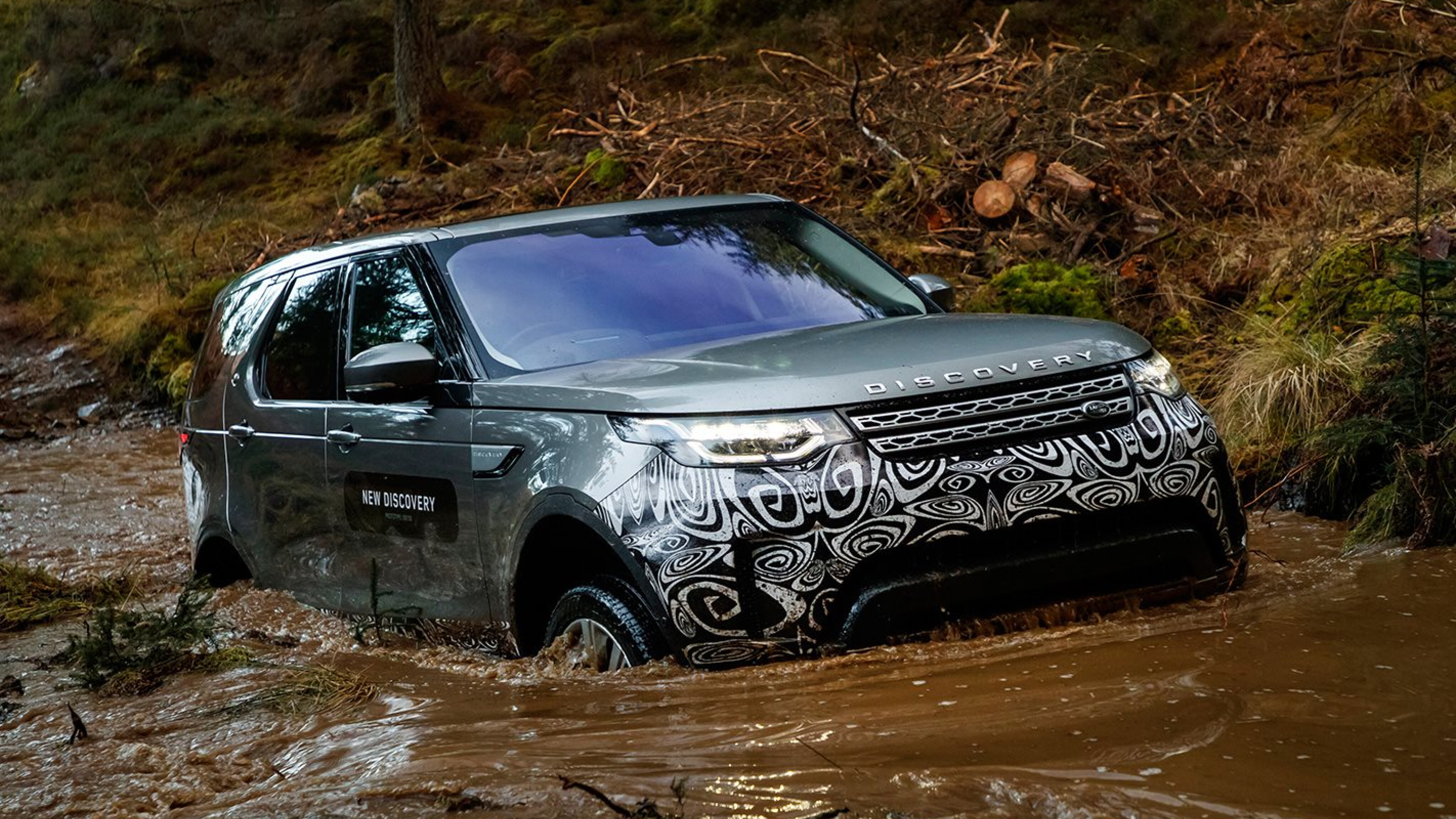 2017 Land Rover Discovery Prototype review
