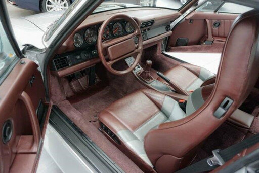 1988 Porsche 959 interior