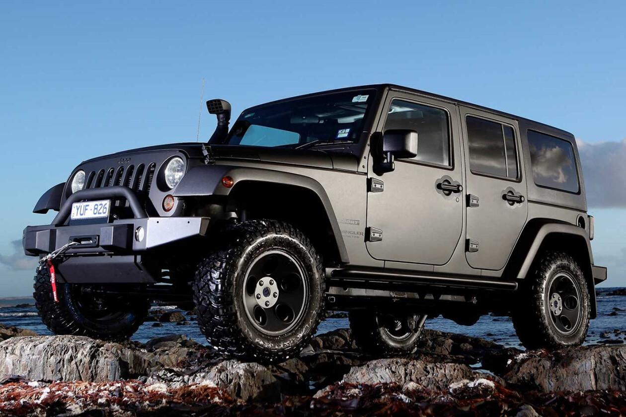 FCA recalls 2014-2016 JK Wranglers for airbags fault