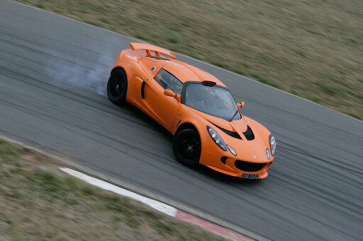 2008-Lotus-Exige-S-PP-steering.jpg