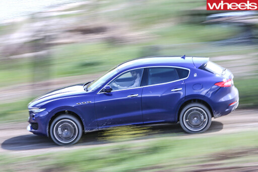 Maserati -Levante -driving -side