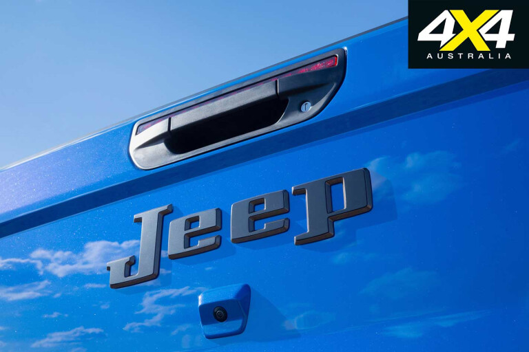 Jeep J 6 Concept Rear Badge Jpg