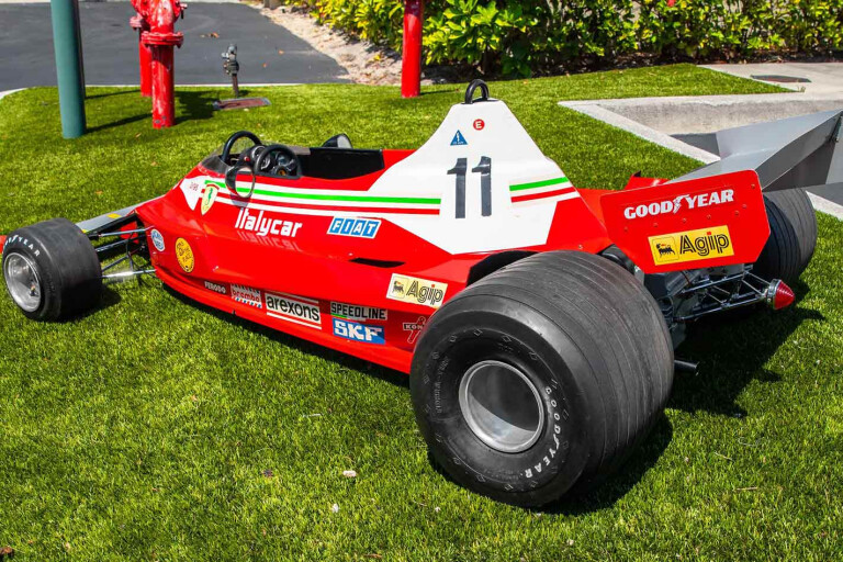 1977 ItalyCar Niki Lauda Ferrari 312T2 replica