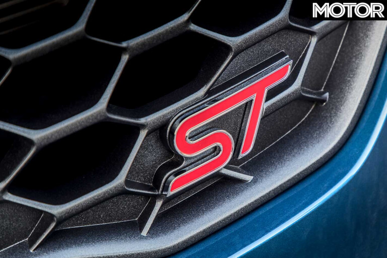 2018 Ford Fiesta St Front Grille St Logo Jpg