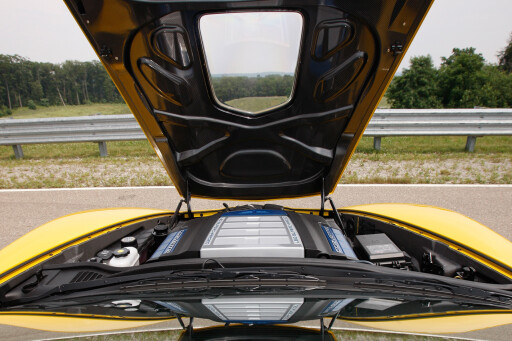 2009-Chevrolet-Corvette-ZR1-bonnet.jpg