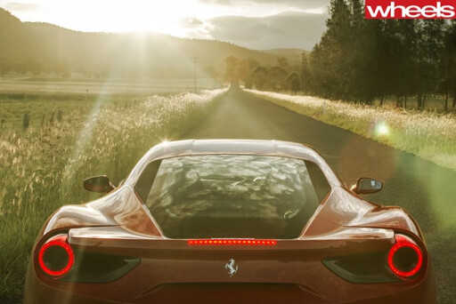 Ferrari -driving -hunter -valley