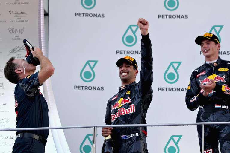 Daniel Ricciardo shoey podium Malaysian Grand Prix