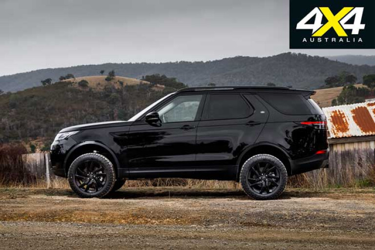 2019 Land Rover Discovery SD 4 Side Profile Jpg
