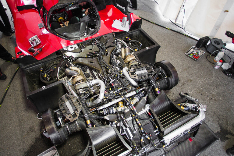 Nissan LMP1 Le Mans racer