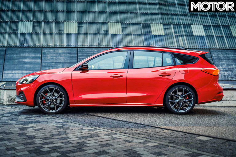 2020 Ford Focus ST Wagon: Image Gallery