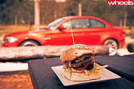 2013-BMW-1M-Coupe -with -hamburger